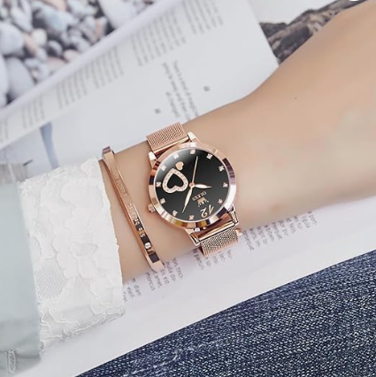 Rose Luxe Heart: Elegant Rose Gold Dress with Heart Diamond, Stainless Steel Mesh Strap, Analog Quartz, Waterproof, Luminous Bracelet Gift Set